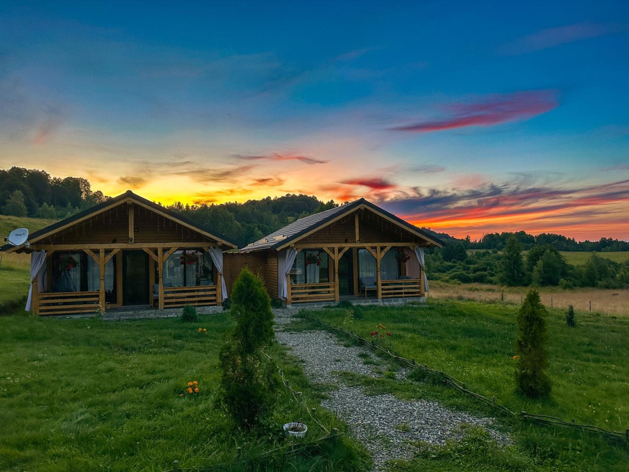 Casutele Din Poiana Vila Satu Sugatag Exterior foto